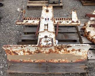 87 International Harvester 42 Spring Tooth Cultivator Shank and Blade