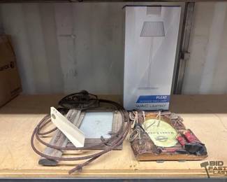 5548 2 Picture Frames and 1 Outdoor Wall Lamp