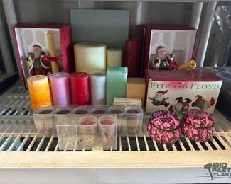 4572 Candle Collection With Santa Figures