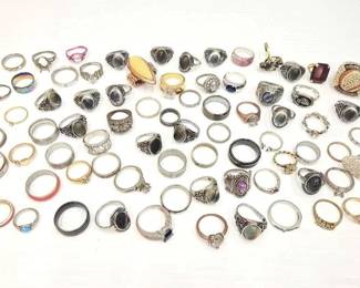 1006 Costume Rings