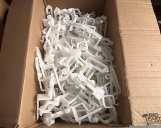 5512 5 NEW Boxes of String Light Clips