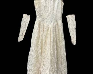 Vintage Lace Wedding Dress
