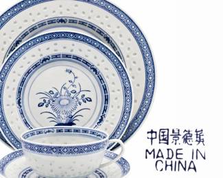 Blue & White Chinese Porcelain Service for 6 bid #33