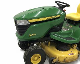 2016 John Deere X350 42" Riding Lawnmower with 373 Hours of Use                                                                                     ( At our client's request this item will not be included in the 50% off on day 2 of our sale)