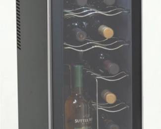 AVANTI 15-Bottle Wine Cooler bid #43