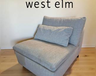 Armless, footprint: 44" x 35"