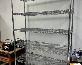 COMMERCIAL METAL SHELVING