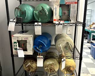 REFRIGERANT GAS CYLINDERS