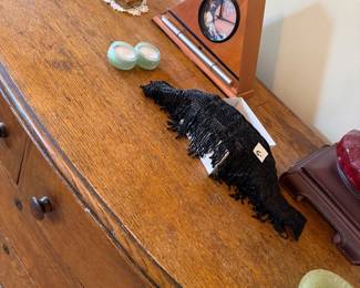 	#25	Antique Oak Dresser 45"x21"x33"	 SOLD			