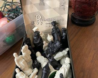 Vintage Renaissance Chessmen set by E. S. Lowe
