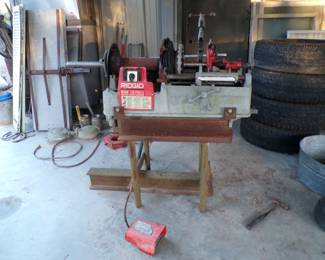 Ridgid Pipe Threader Working
