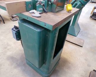 Grizzly 1 1/2 HP Shaper Back
