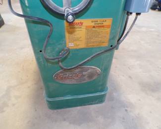 Grizzly 1 1/2 HP Shaper Mark