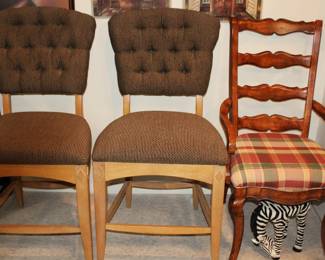 Accent Chairs