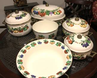 Kensington Garden Cookware Set