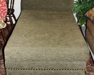 Haverty's Upholstered Lounge