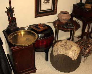 Lots of Decorating Accessories