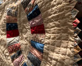 Vintage Double Wedding Ring Quilt                                                  Pic 3 of 6.  Measures approximately 66 x 78