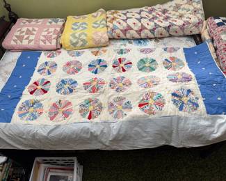 Vintage Dresden Plate Quilt, pic 1 of 6.  Measures approximately 75 x 70