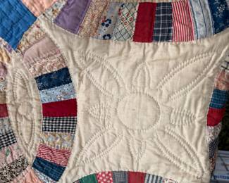 Vintage Double Wedding Ring Quilt                                                  Pic 4 of 6.  Measures approximately 66 x 78