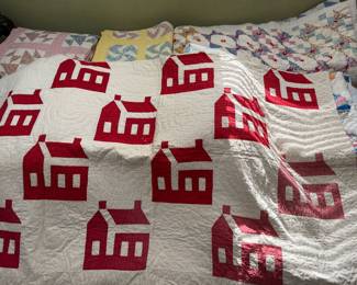 Red & White Schoolhouse Quilt
Pic 2 of 6