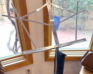 Music stand