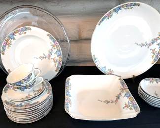 Hutschenreuther Selb “Vernon” Bavarian china set