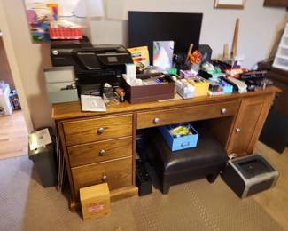 Desk & office supplies