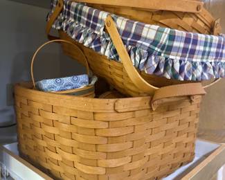 Picnic baskets