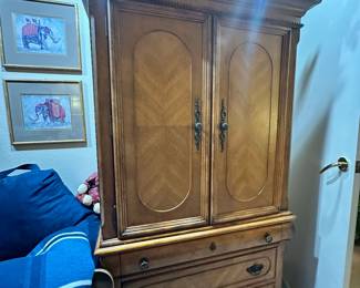 Armoire