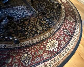 Round rug