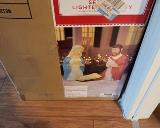LIGHTED NATIVITY SCENE (NEW IN BOX)