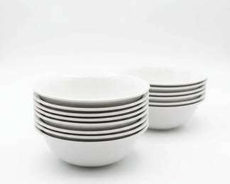 Corelle Livingware Winter Frost White Dinnerware Set fifth image