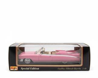 Maisto Special Edition Cadillac Eldorado Biarritz Diecast Model fourth image