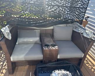 Harper  Bright Designs Brown Wicker Outdoor Patio Day Bed with Gray Cushions