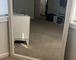 Pre-Sale Item: Meridian Furniture Revel Cream King Size Bedroom Set