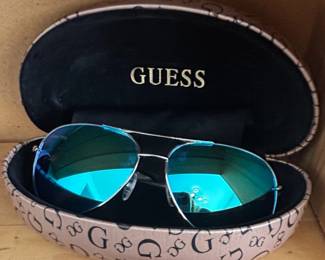 Guess Aviator Sunglasses with Branded Case B