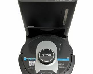 Shark AI Ultra Robot Vacuum with SelfEmpty Base second image
