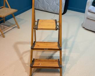 3-Step Wood Grain Aluminum Ladder with High Handrail