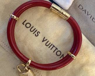 LOUSI VUITTON RED W/LOCK BRACELET
