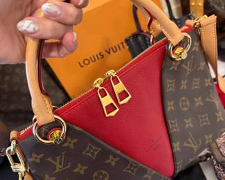 LOUIS VUITTON "V" BAG - SMALL - BRAND NEW