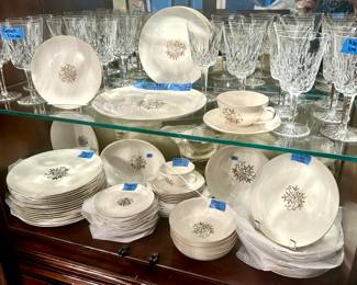 Waterford Goblet/water glasses $20ea
Pickard China: luncheon/dinner Plate, Cup & saucer set, soup bowl $15ea; dessert/B&B plate $10…6pc place setting $70
2 oval serving bowls, 1 round serving bowl $25ea