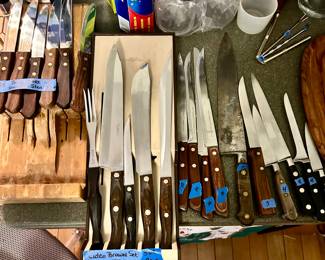 6pc steak knife set $18
Cutco 5pc no.1721-26 set $90
Flint cooking knives $10ea