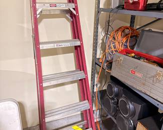 “WHATS LEFT FOR LAST DAY DEEP DISCOUNTS”