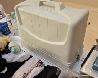 Singer Sewing Machine 