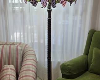 Tiffany-Style Floor Lamp