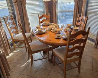 Breakfast Area Dining Table with 5 Chairs