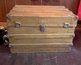 ANTIQUE FLAT-TOP TRUNK