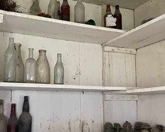 OLD BOTTLES AND INSULATORS