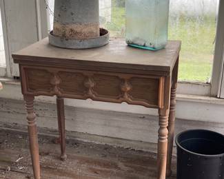 CHICKEN FEEDER, GLASS BATTERY BOX